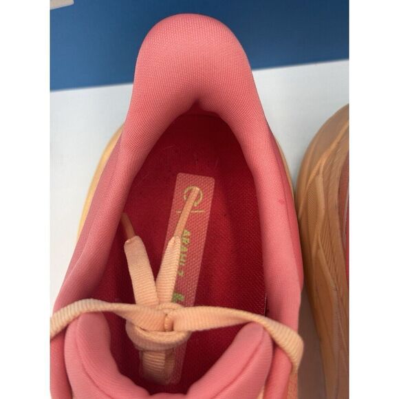 HOKA Women's Arahi 7 Running Shoes Papaya Coral New *READ* Size 7 $145 retail - Picture 8 of 11